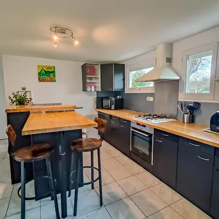 Maison Familiale Proche Des Plages Avec Piscine Semesterbostad *